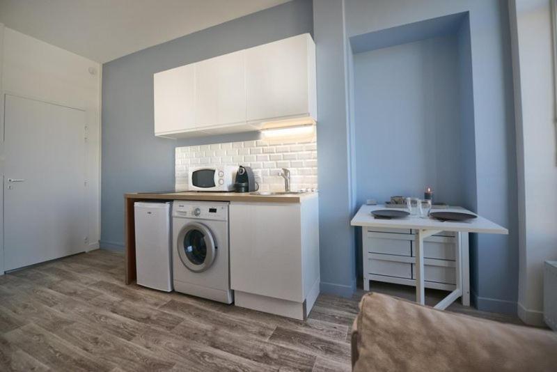 Appartment Les Suites Du Parc Безансон Номер фото