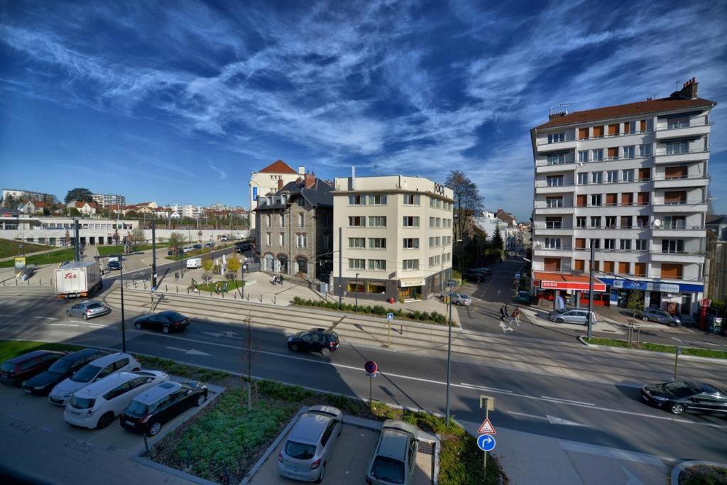 Appartment Les Suites Du Parc Безансон Экстерьер фото